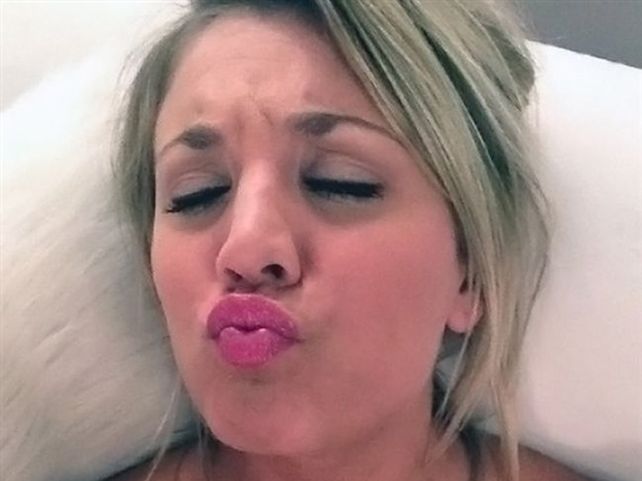 Las fotos prohibidas de Rihanna, Kim Kardashian y Kaley Cuoco