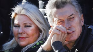 Macri eligió el humor para contestarle a Carrió, quien dijo que el ex presidente tenía un lado oscuro.&nbsp;