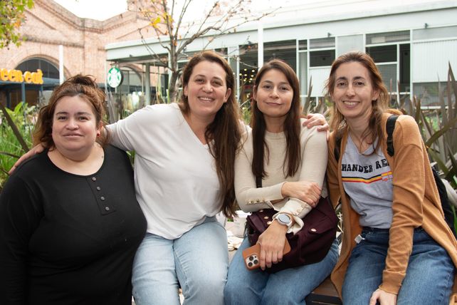 Judith Altamirano, Carolina Garetto, Verónica Herrera y Natalia Raimondi
