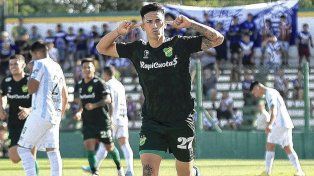 Defensa sube al lote de punteros con la goleada ante Atlético Tucumán