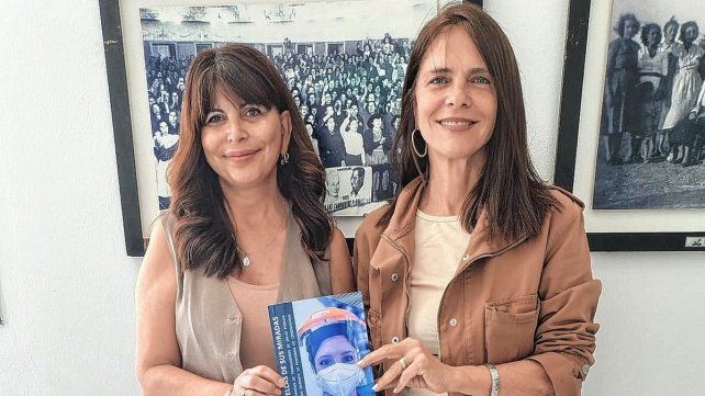Patricia Sanabria y Adriana Satler visitaron la Redacción de UNO para compartir el libro Las huellas de sus miradas
