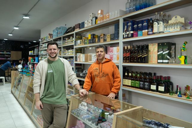 Omar y Nabil trabajan juntos hace años, potenciando los negocios de la familia.
