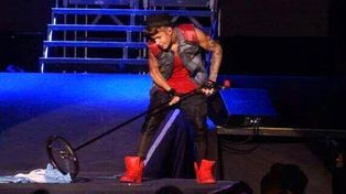 Justin Bieber apareció en un video pisoteando la bandera argentina