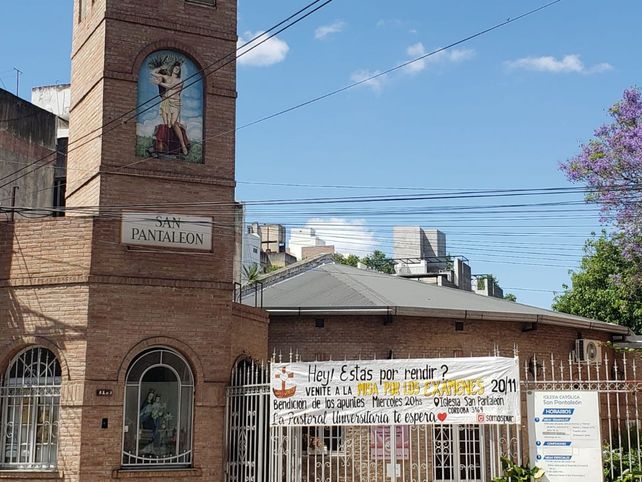 La bendición de apuntes para los exámenes de fin de años se realizará en la iglesia San Pantaleón.