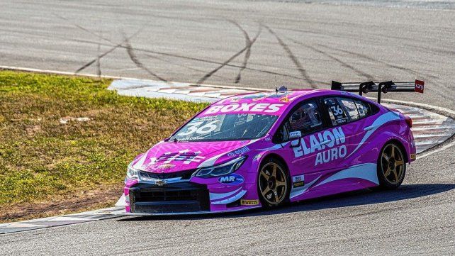 Con el Chevrolet Cruze Canpino se llevó el sprint sabatino en el Oscar y Juan Gálvez de Buenos Aires.