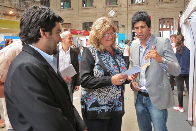 La ministra Balagué participó de la Expo Carreras 2013, en Santa Fe