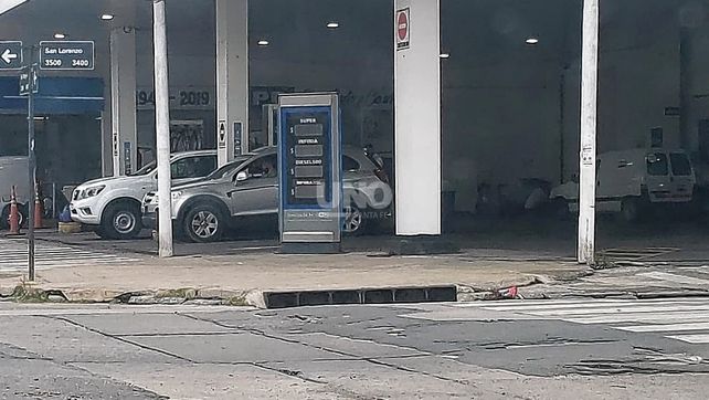 YPF aumentó sus combustibles en la ciudad y la súper se acerca a los $80