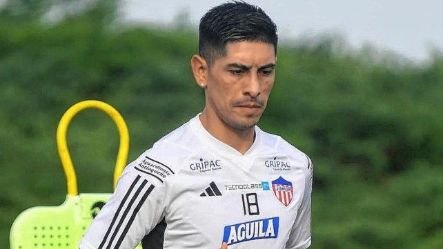 Descartado en Colón: Olivera fue presentado en Independiente Santa Fe de Colombia