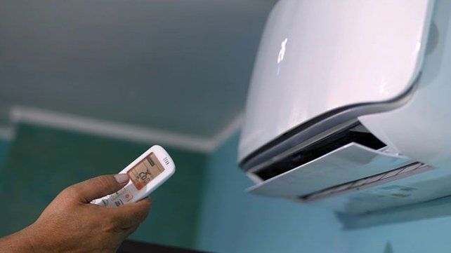 La demanda de consumo de energía cambió de horario: no es mas nocturno