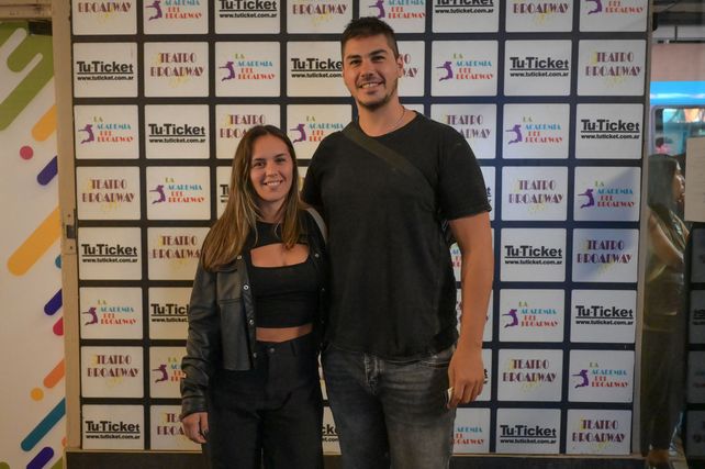 Ni media palabra en el Teatro Broadway