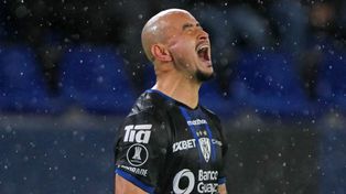 El ex-Newells Cocoliso González metió dos de los tres goles de Independiente del Valle ante Universidad Central de Venezuela, en Quito.&nbsp;