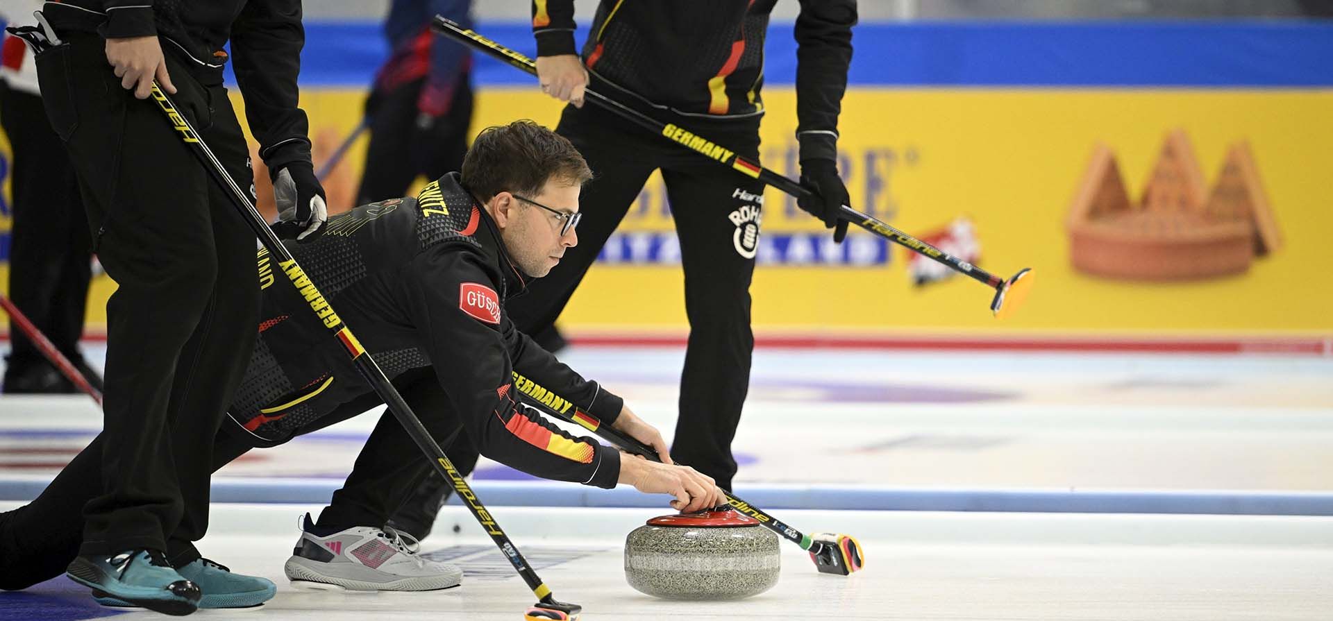 El equipo de Alemania en acción durante el Campeonato Europeo de Curling de 2025 en Lohja, Finlandia, el jueves 27 de noviembre de 2025. (Antti Aimo-Koivisto/Lehtikuva vía AP) El equipo de Alemania en acción durante el Campeonato Europeo de Curling de 2025 en Lohja, Finlandia, el jueves 27 de noviembre de 2025. (Antti Aimo-Koivisto/Lehtikuva vía AP)