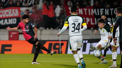 El venezolano que debutó en Newells, jugó con Mastantuono y Echeverri y emigró a Nacional