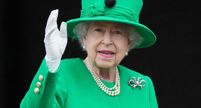 A los 96 años y tras siete décadas en el trono, falleció la reina británica Isabel II