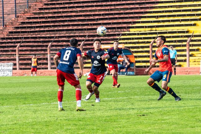Buen punto: El equipo de la familia Messi se trajo un puntazo para seguir en zona de Reducido.