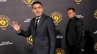 El Chelo Delgado es el único integrante del disuelto Consejo de Fútbol que sigue trabajando en Boca.