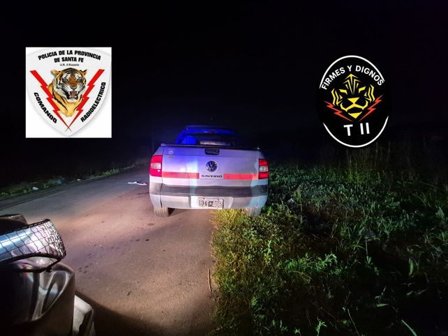 La camioneta robada en Pérez estaba en una zona de descampados en el sur de Rosario.