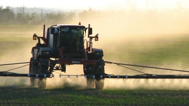 La lógica extractiva del agronegocio se traduce en alta dependencia de insumos químicos
