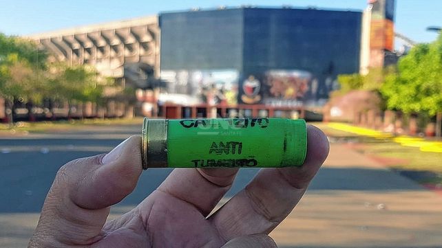 Lo que quedó en las inmediaciones del estadio