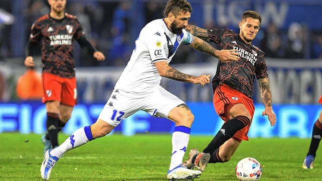 Vélez amargó a River en el final del partido.