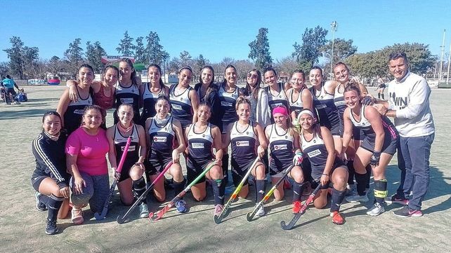 Buen cierre para las chicas de Alma Juniors al derrotar a Santa Fe Rugby en Esperanza.