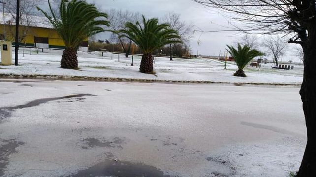 Tabossi se cubrió de un manto blanco