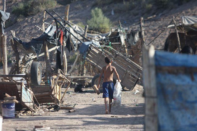 Seis de cada diez chicos argentinos son pobres, según un informe de la UCA