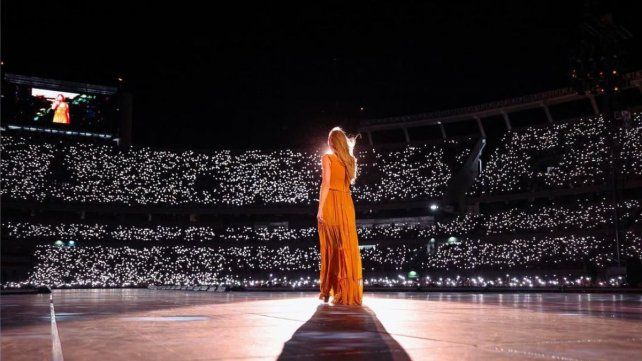 UNO vivió en primera persona la postergación del segundo espectáculo de The Eras Tour en el Monumental