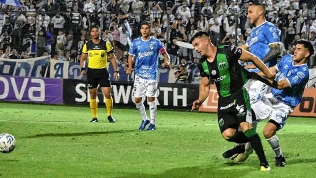 Nueva Chicago y Quilmes definen el primer semifinalista del Reducido en Primera Nacional.