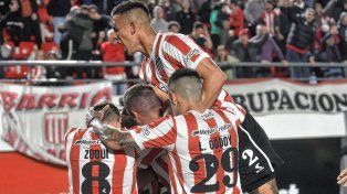 Estudiantes ganó de local.