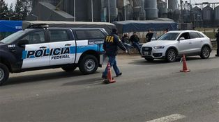 Validan requisa por miles de dólares que llevaba un empresario 