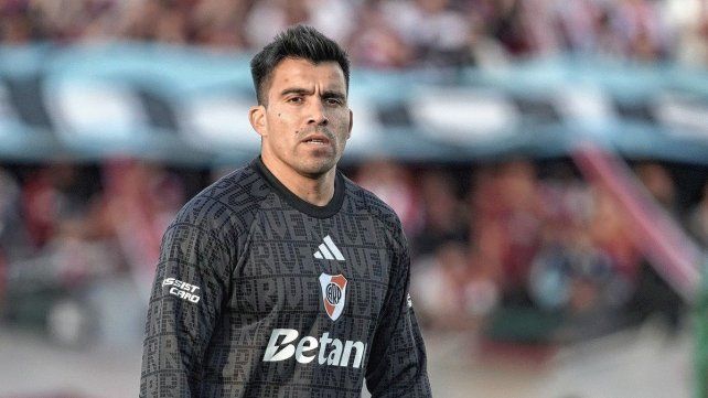 Acuña titular en River.