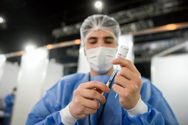 Con la llegada de 811 mil vacunas Astrazeneca, el lunes se alcanzá un total de 20 millones de dosis recibidas