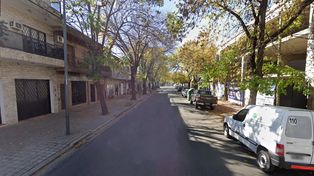 La zona donde cayó el albañil de una altura aproximada de seis metros en una obra en construcción.