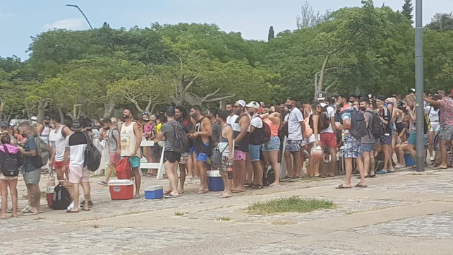 Ayer la costa rosarina se vio desborada por rosarinos que