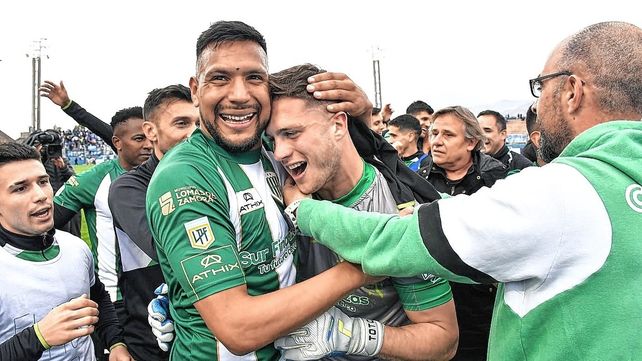 Banfield le ganó por penales a Godoy Cruz con una gran tarea de su arquero Cambeses está en semifinales de la Copa Argentina.&nbsp;