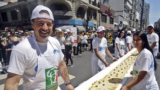 Cocinaron la pizza más larga de Buenos Aires