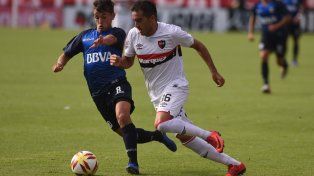 Lisandro Alzugaray jugando en el Coloso en su paso por Newells.&nbsp;