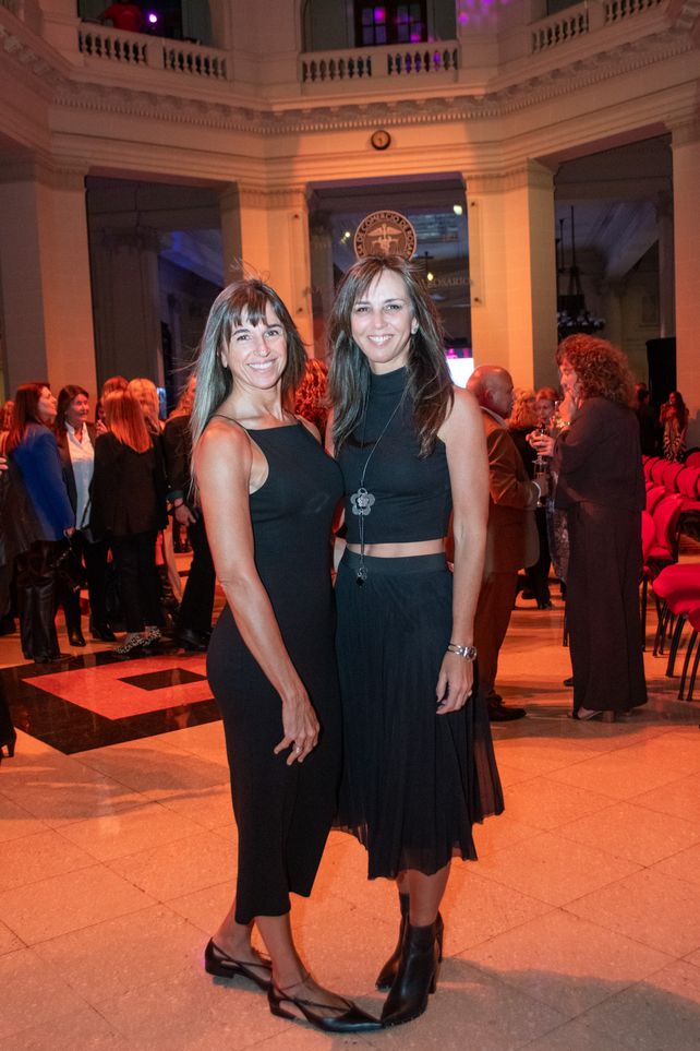 Gabriela Facciano y Betina Prestigiovanni 