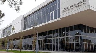Vacunados VIP: Perotti le pidió la renuncia al director del Hospital de Reconquista