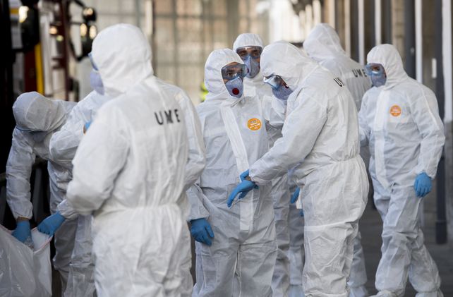 Veinte imágenes del lunes en un mundo en crisis por el coronavirus