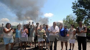 Vecinos de diferentes barrios realizan cortes pidiendo por el servicio eléctrico