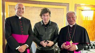Tras la caída de la Ley ómnibus el presidente Javier Milei cuestionó a los gobernadores, les pidió que dejen de gastar en recitales. Se reunirá con Francisco