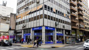 El edificio de Mitre y Rioja donde este martes se cumplió con un allanamiento en la Mutual 18 de Julio