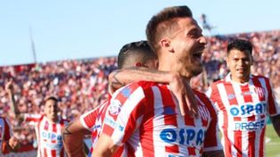 Unión celebra un año del Clásico ganado con gol de Mazzola