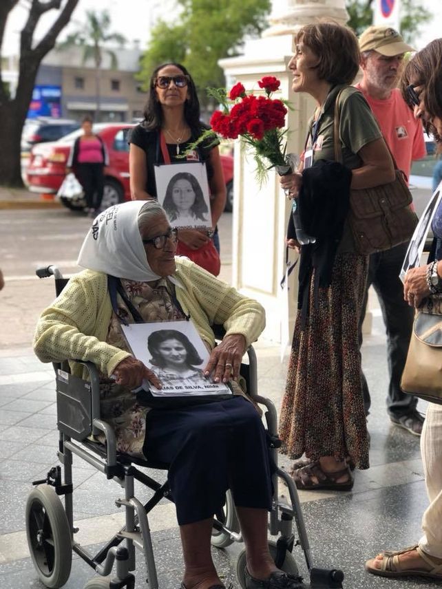 Como cada año, HIJOS realizó su homenaje en el Panteón de la Memoria