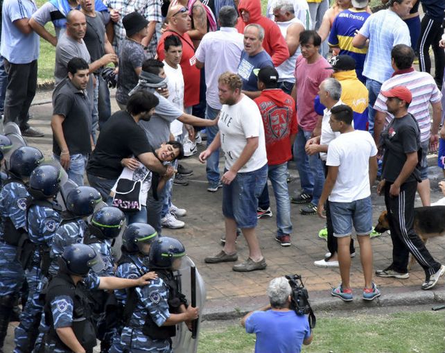 Los incidentes se desataron entre los manifestantes y la policía.