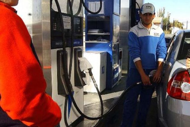 Trabajadores aseguran que luego de la intervención a YPF hay más combustible