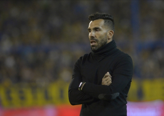 Tevez acudió a la conferencia de prensa luego del empate con Estudiantes.