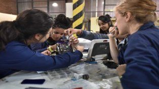 Escuelas técnicas santafesinas rechazan la reducción de un año de cursada: Es una locura